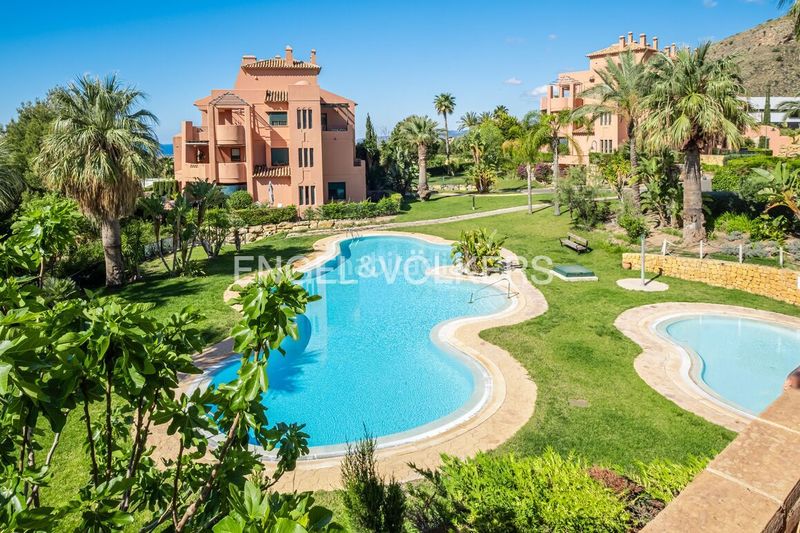 Foto ac5b7394-f4ba-4771-8118-4c3198fac47c. Apartament amb piscina a Golf Bahía Finestrat