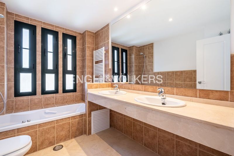 Foto ce3d9039-66df-44ee-b7e1-f7b73f357a76. Apartament amb piscina a Golf Bahía Finestrat