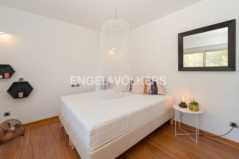 Foto 083323e7-7a38-4c58-9c4d-c54697f08c7d. Casa amb piscina a Coloma Nucia (la)