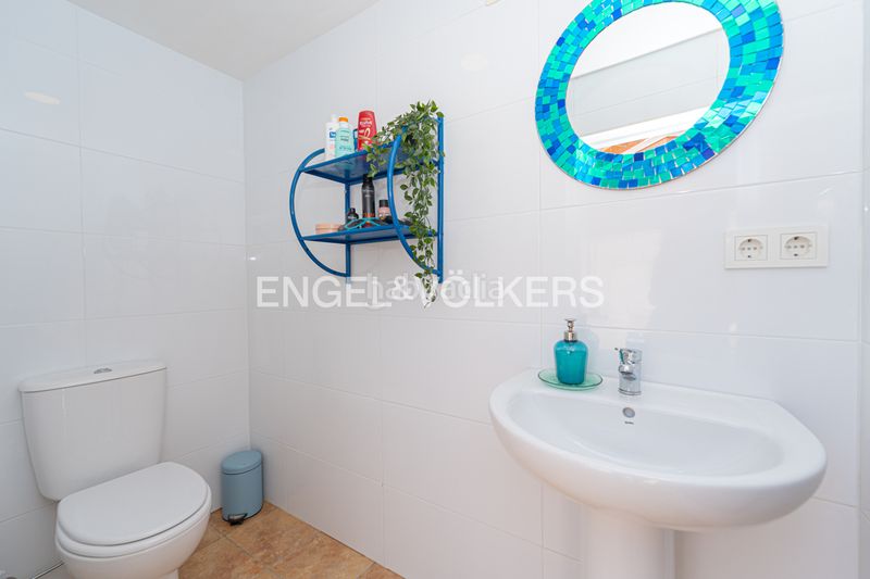 Foto 1bc7c26e-da6c-40a2-b49e-fd193979b34a. Casa amb piscina a Coloma Nucia (la)