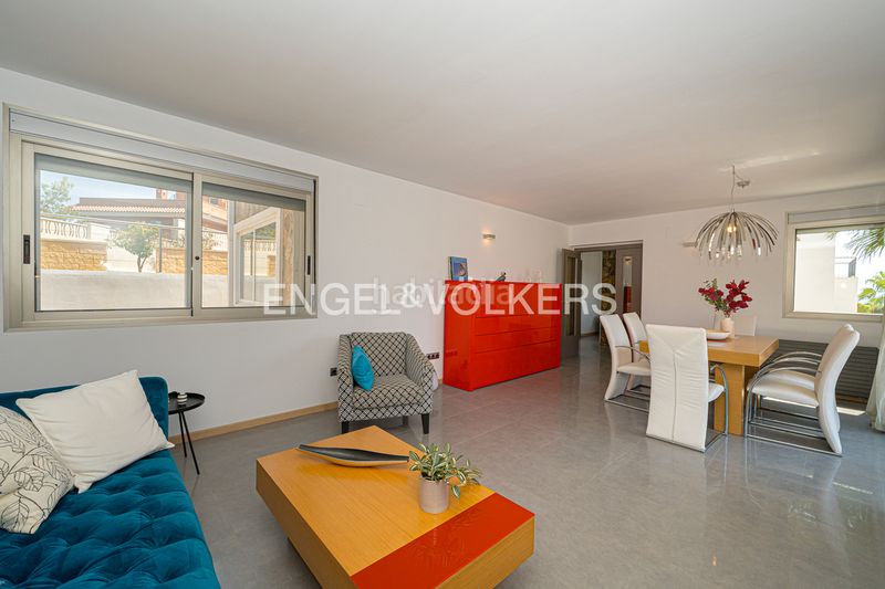 Foto 377f924c-d4c2-4ac3-8c91-8d554482dd67. Casa amb piscina a Coloma Nucia (la)