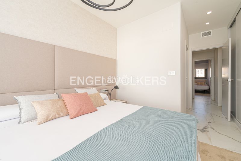 Foto 2c727b5e-bfca-468f-a618-54f98e163632. Apartament amb piscina a Levante Alto Benidorm