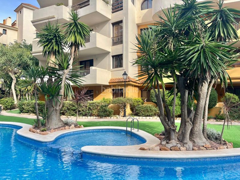 Foto e29179cc-2cb9-4fe8-8608-7cb8e49c3ffe. Casa amb calefacció aparcament piscina a Punta Prima Torrevieja