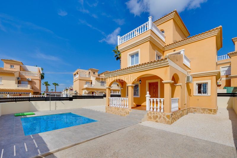 Foto 416de624-7eb5-4098-be70-1468228f18ab. Xalet amb aparcament piscina a Algorfa