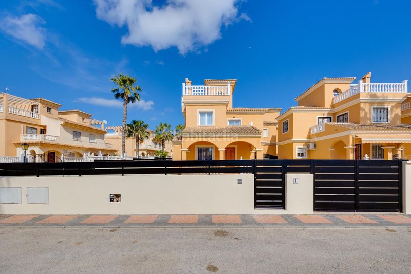 Foto 8c5c22c9-1f81-462f-ab69-3a20cebc1e38. Xalet amb aparcament piscina a Algorfa