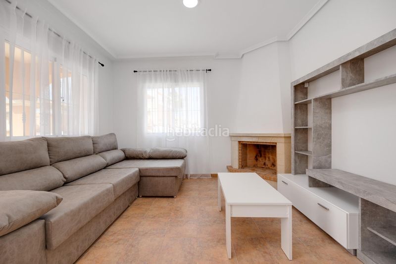 Foto 9236e6a9-eef3-4222-a19b-3004704e8bbb. Xalet amb aparcament piscina a Algorfa