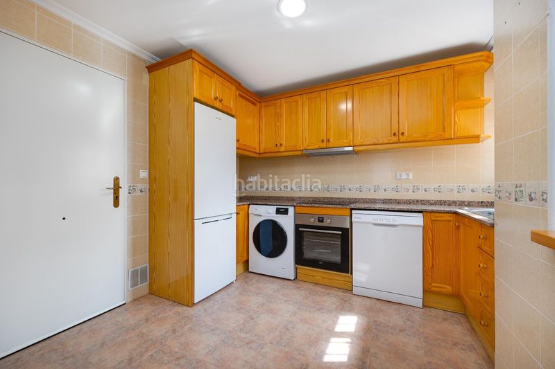 Foto d7fd8736-096a-4b8a-b551-4401aa0bb162. Xalet amb aparcament piscina a Algorfa