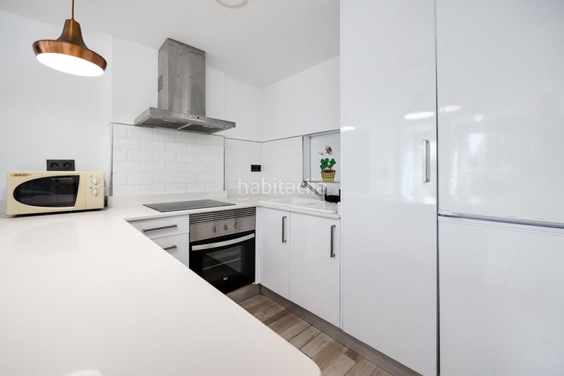 Foto 223dd9cd-fb05-40ae-9904-ddf0e14403d7. Apartament amb aparcament piscina a Punta Prima Torrevieja