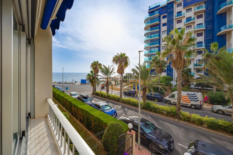 Foto 6567f69e-f90f-4df2-a6a2-80ac6d18b86f. Apartament amb aparcament piscina a Punta Prima Torrevieja
