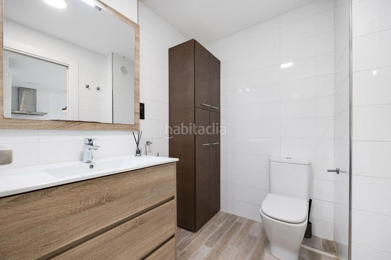 Foto 84b95c7e-5f46-43a9-a0de-3520e0af8b44. Apartament amb aparcament piscina a Punta Prima Torrevieja