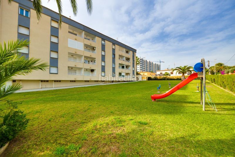Foto c41e8797-76ff-4394-a7c0-02606b6a182f. Apartament amb aparcament piscina a Punta Prima Torrevieja