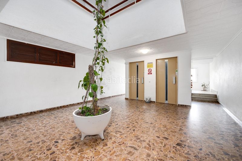 Foto e7f6f411-b6b8-475f-902b-e85a4582641f. Apartament amb aparcament piscina a Punta Prima Torrevieja