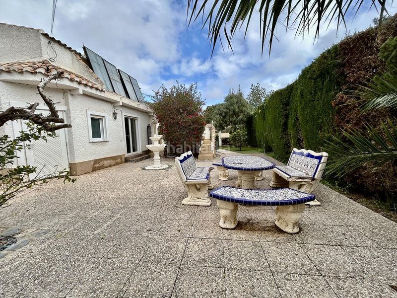 Foto f4f1566d-d575-4ba7-bf6c-f237b06964fe. Xalet amb aparcament a Cabo Roig Orihuela