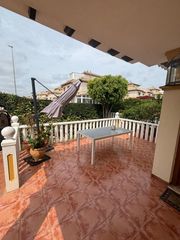 Reihenhaus  Calle cabo de palos. Bungalow de 2 dormitorios 1 baño, en lomas de cabo roig  orihuel