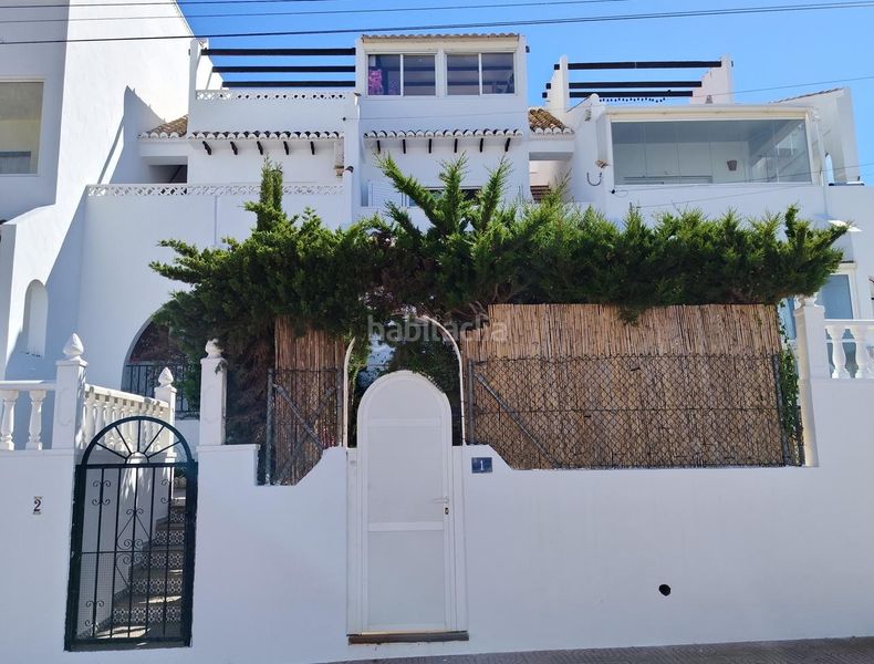 Foto f4801f86-cb36-4b72-9212-b7f54c51a21e. Casa en Rojales