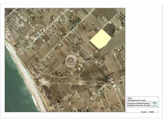 Finca rústica en Conil. Terreno en venta en el palmar