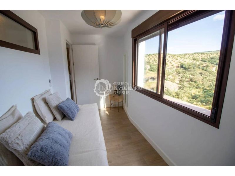 Foto ee74ae0a-f01e-4cee-8664-a99655037a3b. Casa a Setenil de las Bodegas