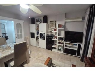 Pis  Avenida periodista beatriz cienfuegos. Piso en avenida principal
