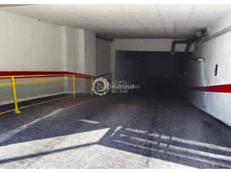 Foto e2b5da08-aedb-4c8a-8352-fe38eb6e1058. Aparcament cotxe a Paseo Marítimo - San José - La Laguna Cádiz