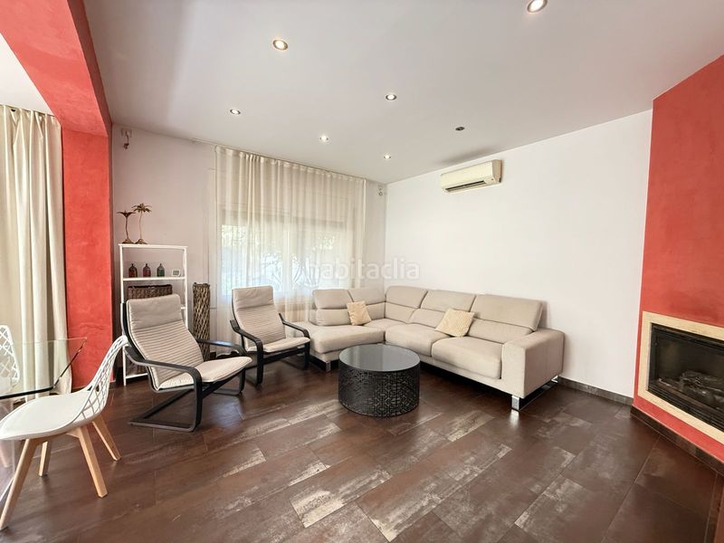 Foto 7ca304d2-0f25-47f5-a93d-a1d3c36b44ec. Location maison jumelée avec chauffage dans La Pineda Castelldefels