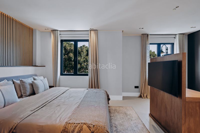 Foto d50b05bb-33a0-42f5-a3a2-475f4454d9e8. Casa aparellada amb calefacció aparcament piscina a Marbella