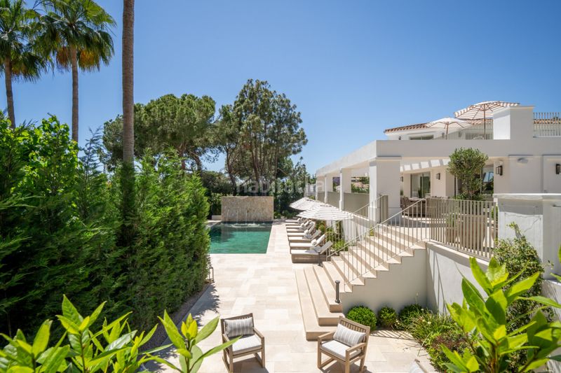 Foto 5889de30-4dbf-46ca-809f-a0a9581ea2c1. Casa amb calefacció aparcament piscina a Casco Antiguo Marbella