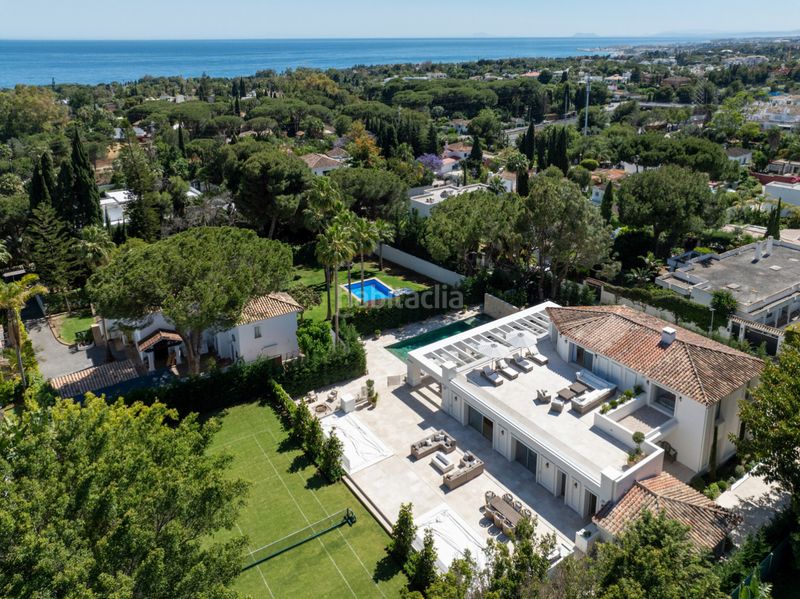 Foto b8175ada-cb2e-473a-834e-e9e6042d0179. Casa amb calefacció aparcament piscina a Casco Antiguo Marbella
