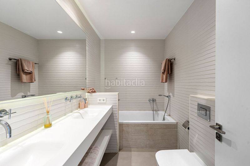Foto bec8f12d-cb82-4ed3-b671-76a966e313fa. Casa amb calefacció aparcament piscina a La Quinta Benahavís