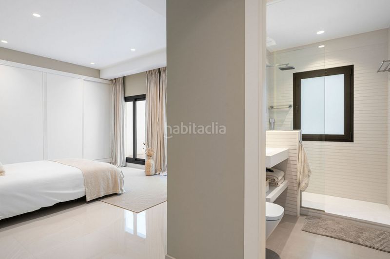 Foto fdb5a401-c81b-439e-a92b-b3a041cdb35e. Casa amb calefacció aparcament piscina a La Quinta Benahavís