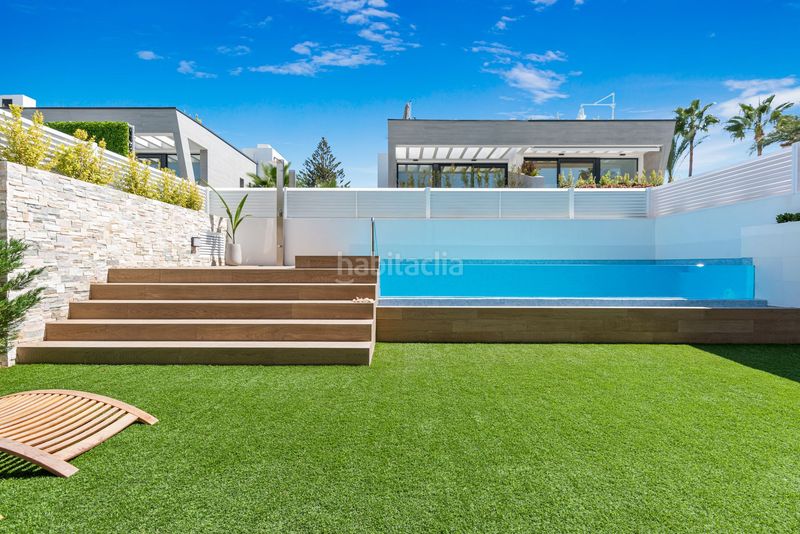 Foto 24f72e6f-8cc3-448d-9854-b9555c304865. Casa amb calefacció aparcament a Puerto Banús Marbella