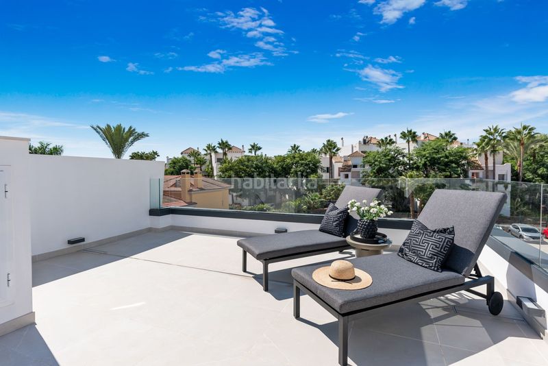 Foto aba28cbe-e558-4c5f-9abf-c9644069b407. Casa amb calefacció aparcament a Puerto Banús Marbella