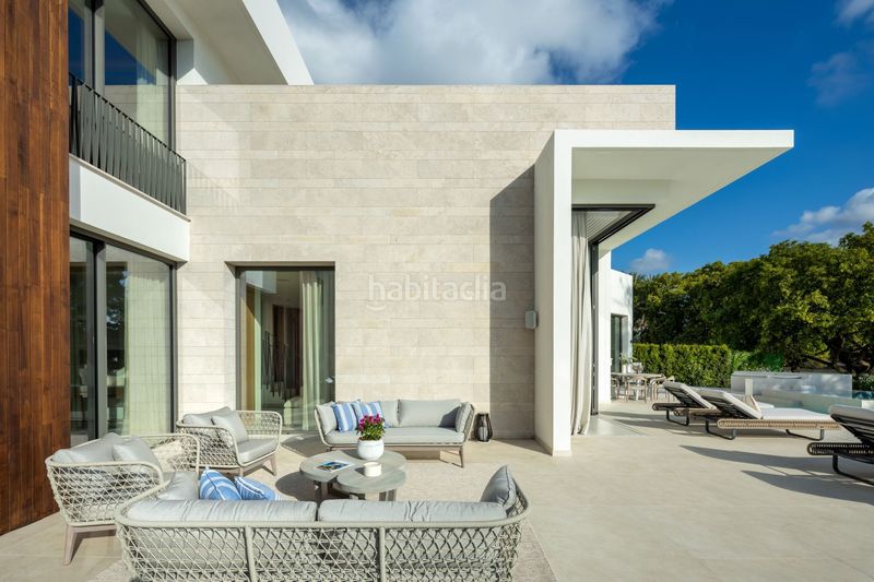 Foto 4e087bff-d827-4f95-98c6-63a2b83058d8. Casa amb calefacció aparcament piscina a Casco Antiguo Marbella