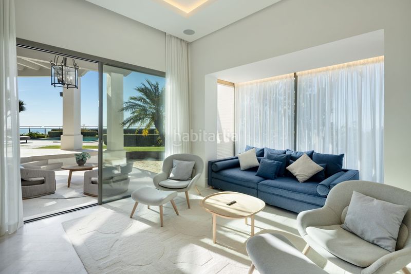 Foto 76df6ec3-ca28-4daf-b2d9-a2849f06d40d. Casa amb calefacció aparcament piscina a Casco Antiguo Marbella