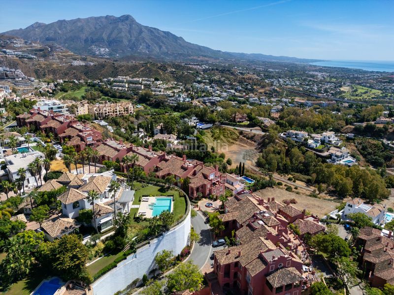 Foto 82aed33f-22a6-4feb-a7cf-60d3b5d74179. Casa amb calefacció aparcament piscina a Casco Antiguo Marbella
