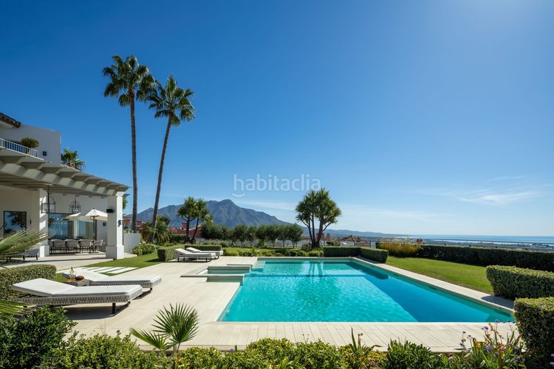 Foto b6165bdd-bf9b-4ce0-b240-25a6d135b37a. Casa amb calefacció aparcament piscina a Casco Antiguo Marbella