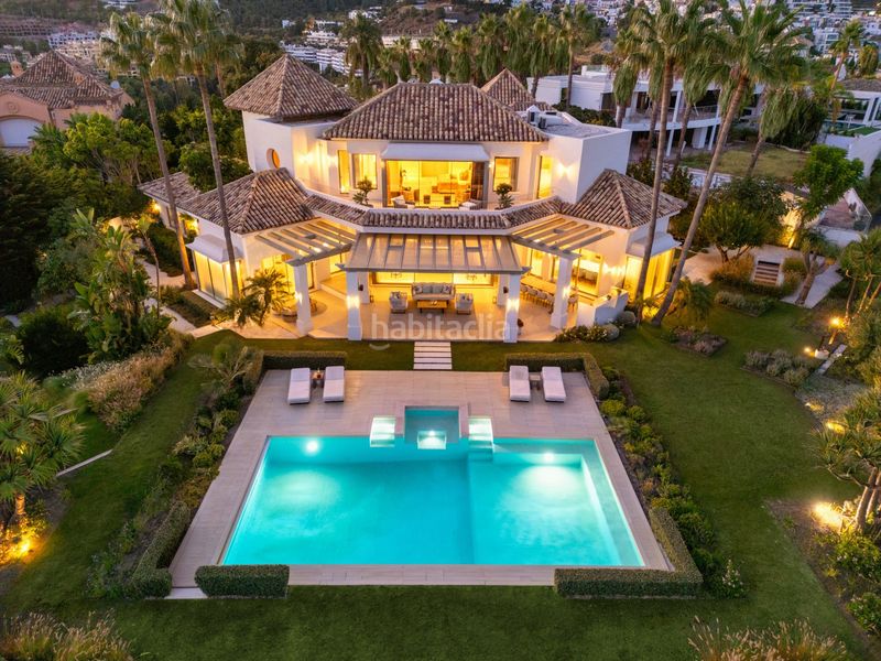Foto fd61c8a6-a70e-4994-ac2f-f18e1c195fa2. Casa amb calefacció aparcament piscina a Casco Antiguo Marbella