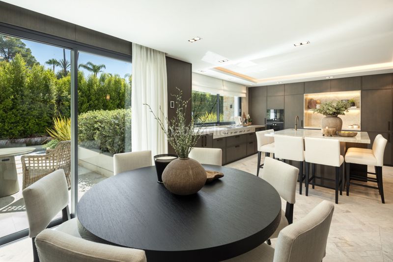 Foto b4980018-51d6-4270-a16a-3ab9fa730a92. Casa con riscaldamento parcheggio piscina in Casco Antiguo Marbella