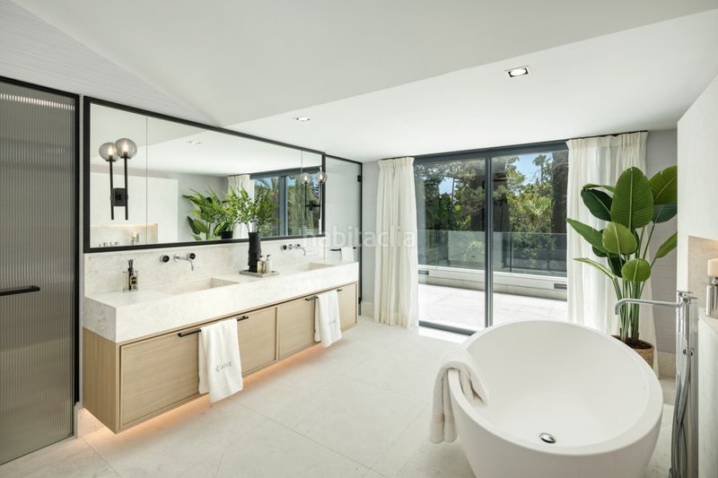 Foto bba6452f-f3d2-4688-9aa4-3231bb42a174. Casa con riscaldamento parcheggio piscina in Casco Antiguo Marbella