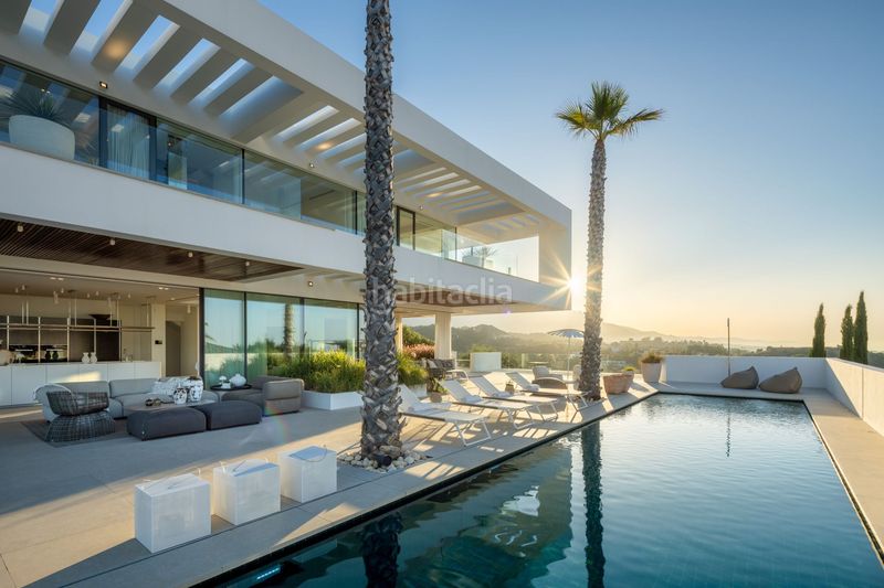 Foto fe88f4e1-9e8b-4418-9518-73ca39f8fe17. Casa amb calefacció piscina a Casco Antiguo Marbella