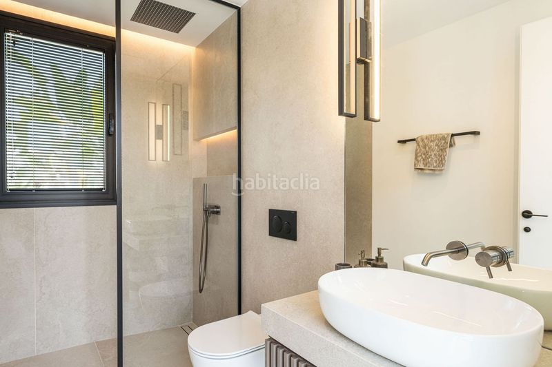 Foto 6fc1940f-9dae-46b2-8013-5019a7d5207d. Casa amb calefacció aparcament piscina a Casco Antiguo Marbella