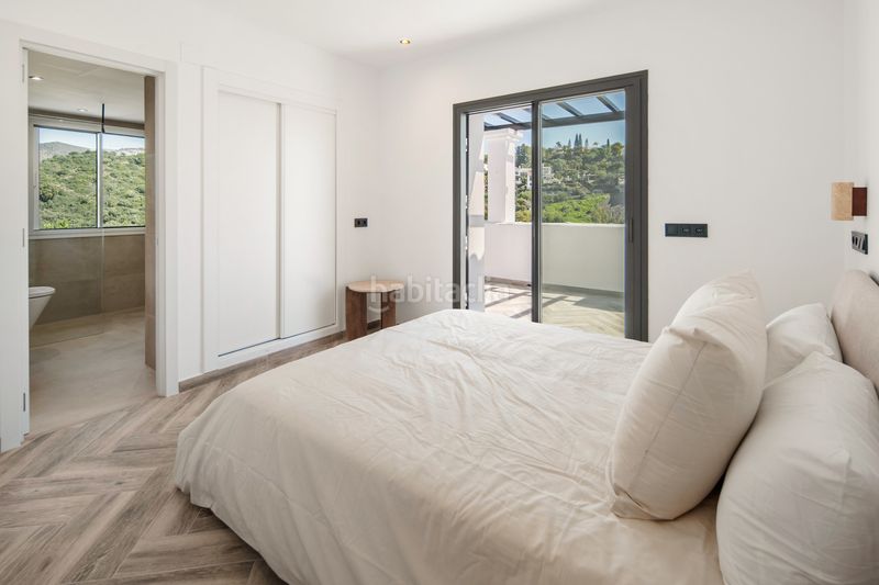 Foto 646c9e1f-5c52-4a71-b5ed-9356f1908485. Àtic amb calefacció aparcament piscina a La Quinta Benahavís