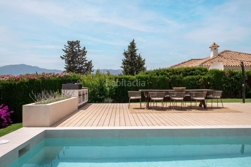 Foto 6df8f08e-5939-4692-bbfc-c4b21775254a. Casa amb calefacció aparcament piscina a Paraiso - Barronal Estepona