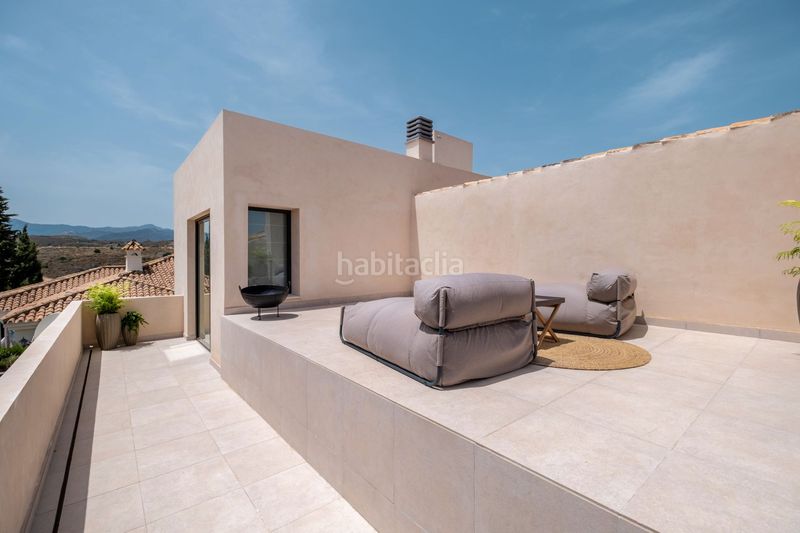 Foto b0e00bfa-c7c3-42df-9d57-86534ea9c08c. Casa amb calefacció aparcament piscina a Paraiso - Barronal Estepona