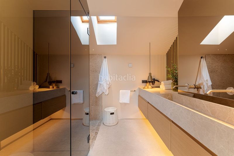 Foto fdff2200-ad71-4d7e-bf93-ba7000b41b23. Àtic amb calefacció aparcament piscina a Puente Romano Marbella