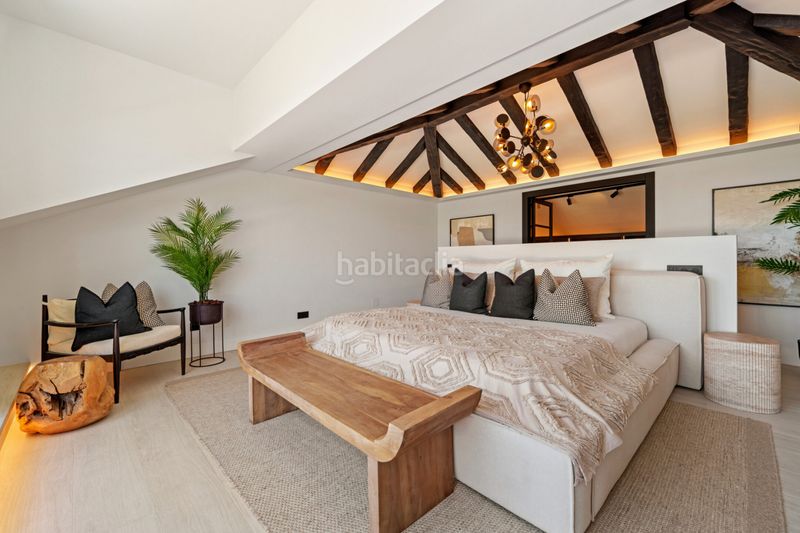 Foto abee9dff-bd4d-433e-89aa-856a3b4690cd. Casa amb calefacció aparcament piscina a Casco Antiguo Marbella