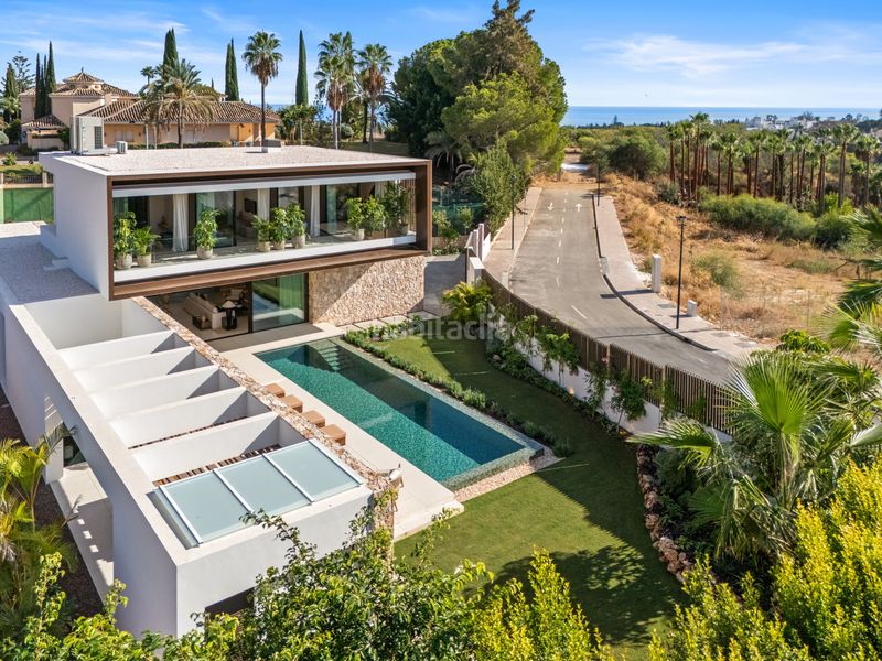 Foto 727dc8d6-7c53-40b6-9213-b39ca32c9e18. Casa amb calefacció aparcament piscina a Casco Antiguo Marbella
