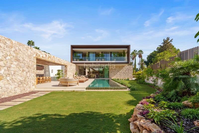 Foto f035c97f-f65c-4e40-b69a-90017e28b6b8. Casa amb calefacció aparcament piscina a Casco Antiguo Marbella