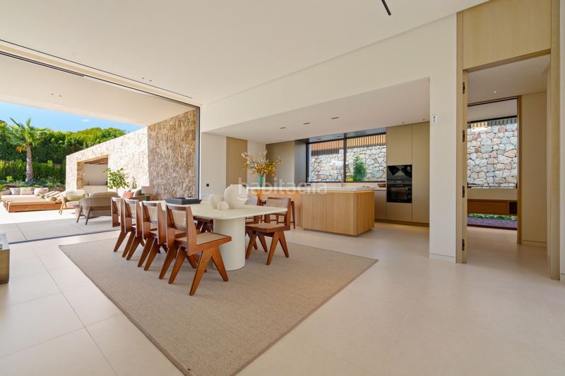 Foto ff6e1aca-ef10-4c8e-9dbe-941230e93cb2. Casa amb calefacció aparcament piscina a Casco Antiguo Marbella