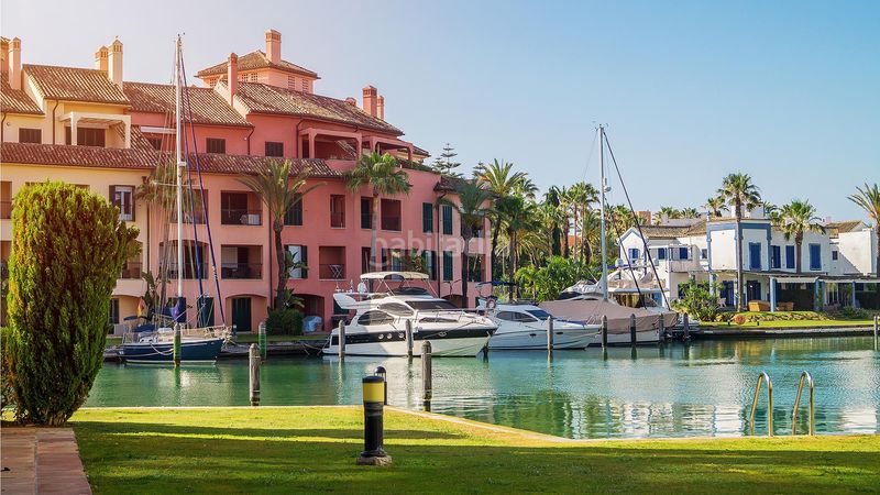 Foto d58acffc-8fa3-4e83-841d-52172540e151. Apartament amb calefacció aparcament piscina a Sotogrande costa Sotogrande