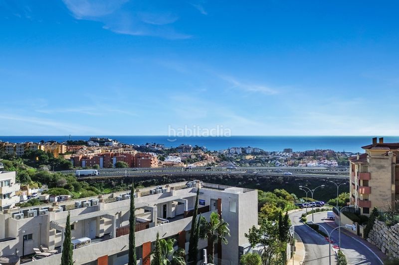 Foto b5ce04a1-24ec-4d3b-88d7-10972d884ee7. Àtic amb calefacció piscina a El Faro de Calaburra - Chaparral Mijas